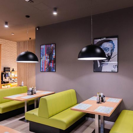Hotel Urban Baia Mare Bagian luar foto