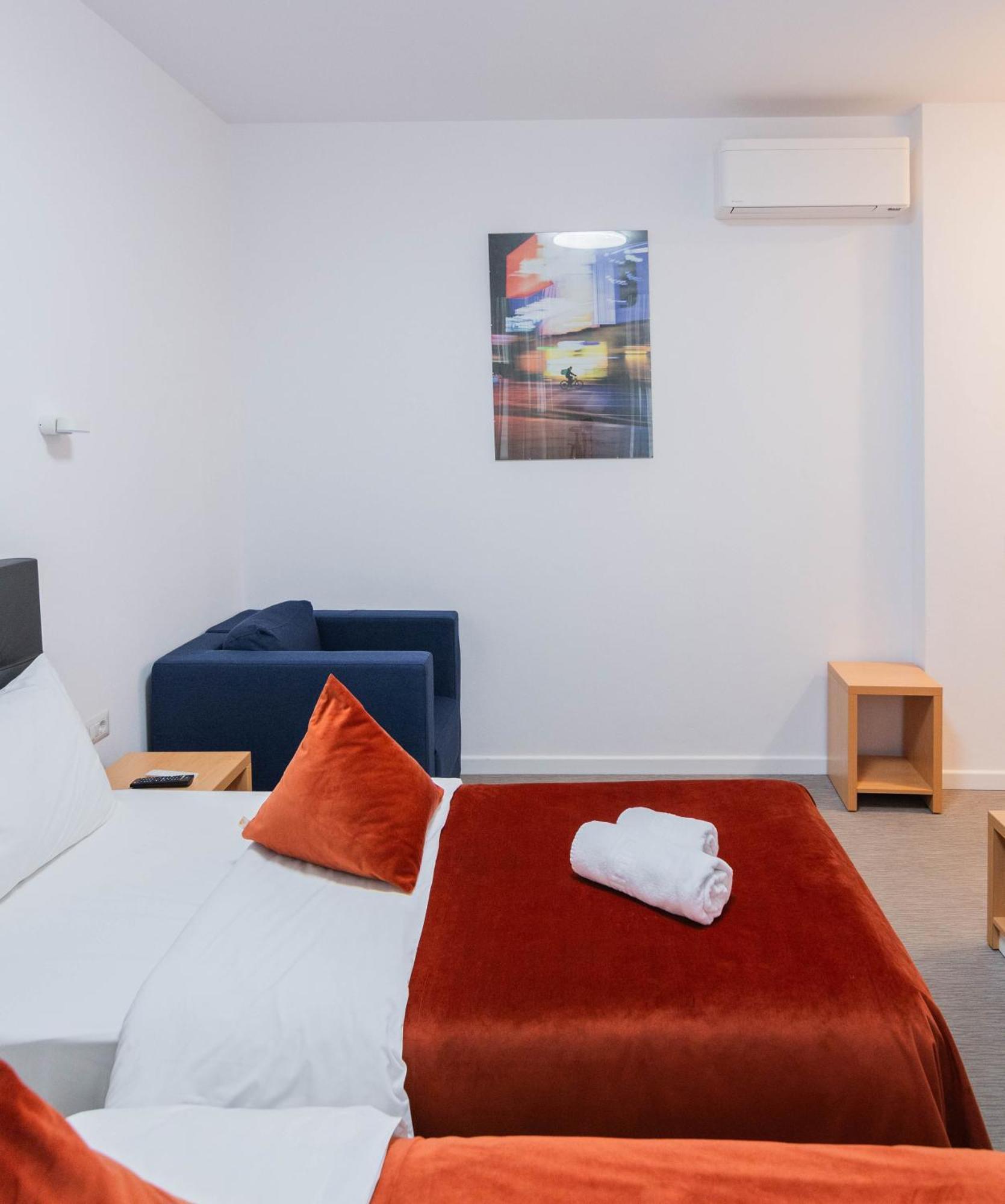 Hotel Urban Baia Mare Bagian luar foto