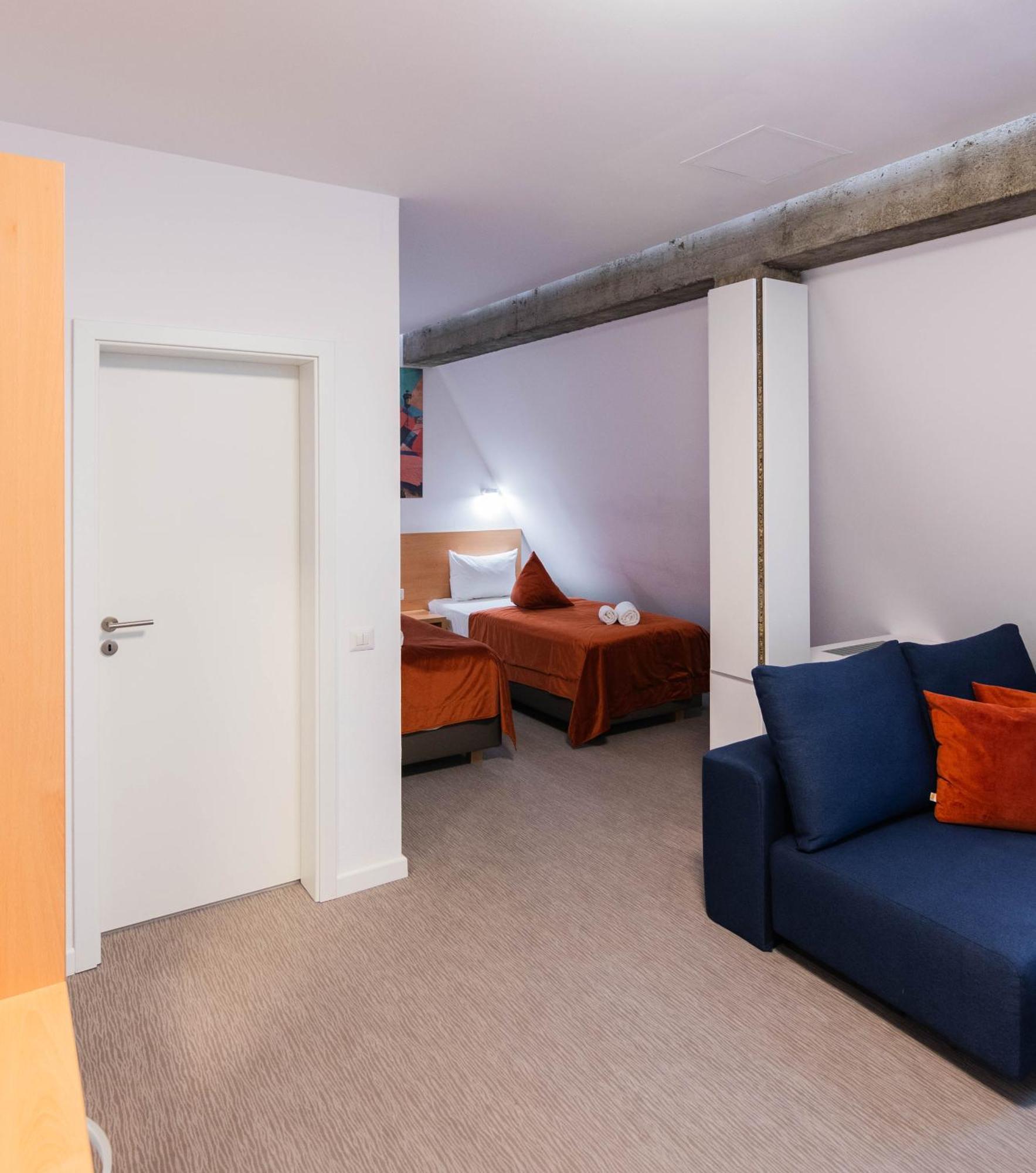 Hotel Urban Baia Mare Bagian luar foto